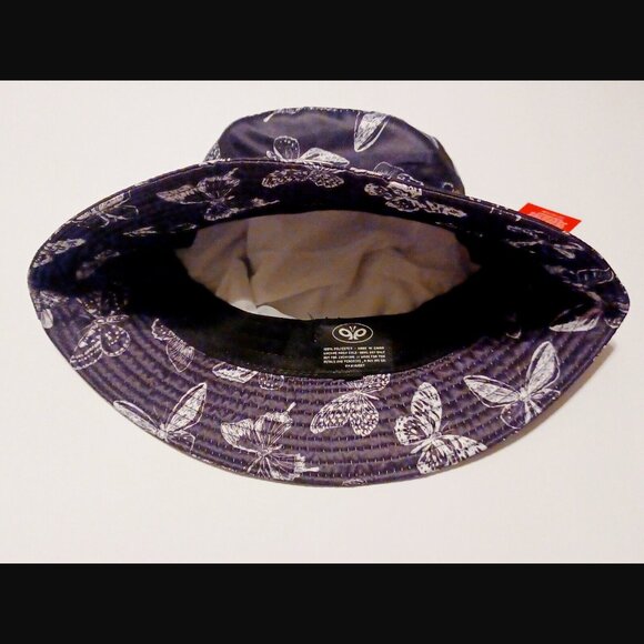 Petal and Peacocks Butterflies Black and White Bucket Hat NWT - Picture 9 of 10